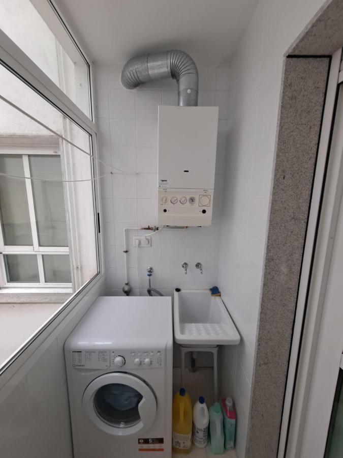 Apartamento Con Vistas, Amplio Y Luminoso Monforte De Lemos Buitenkant foto